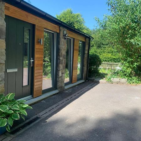 1-Bedroom Apartment Next To University Bridge of Allan Exterior photo